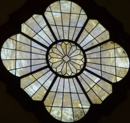 (Hub stained glass)