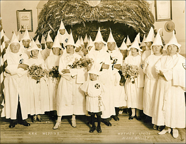 (KKK Wedding)