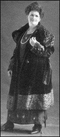 (Carrie Thompson Cole 1924)
