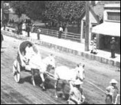 (4th of July parade Metcalf street-1910)