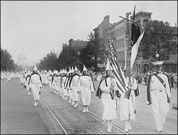 (KKK parade)