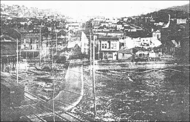 (Harris Street east)